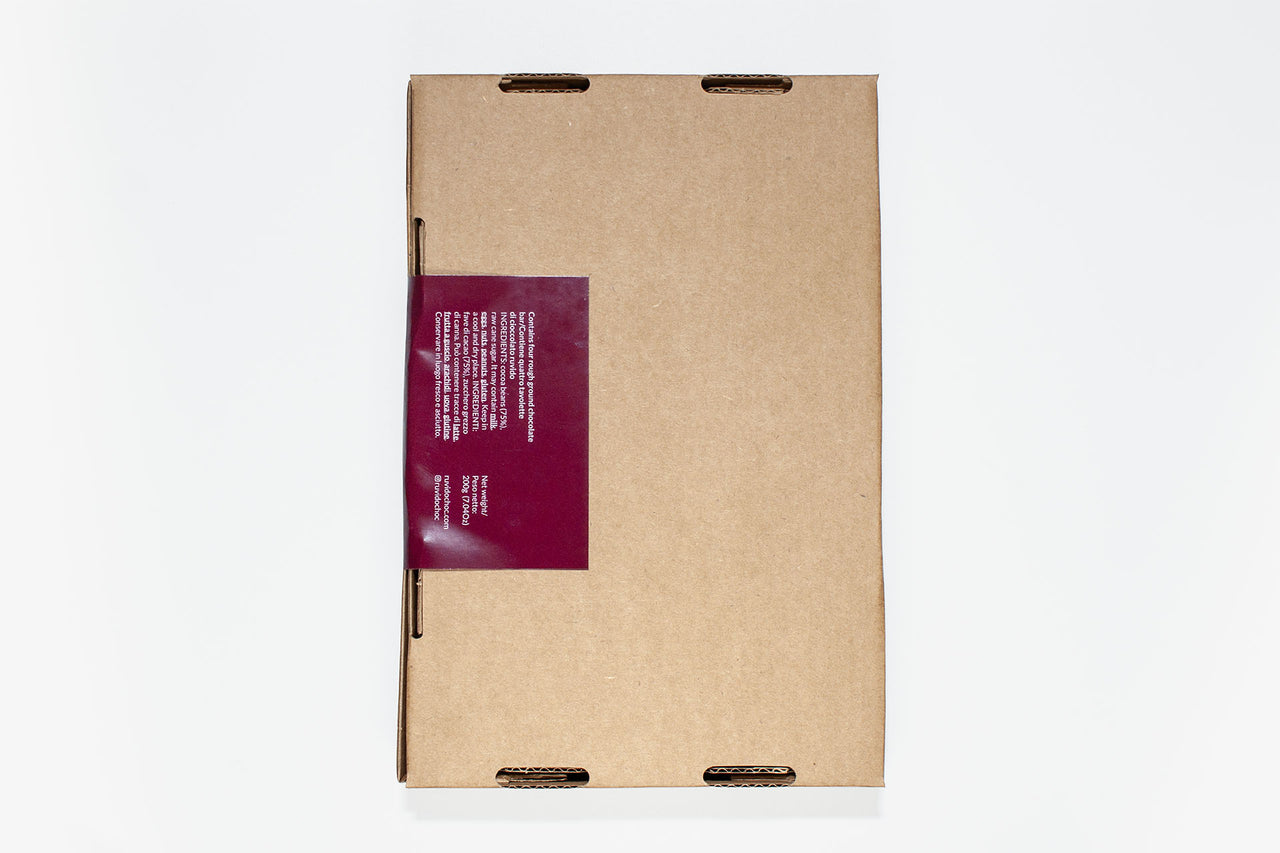 xmas box with four chocolate bar (M)