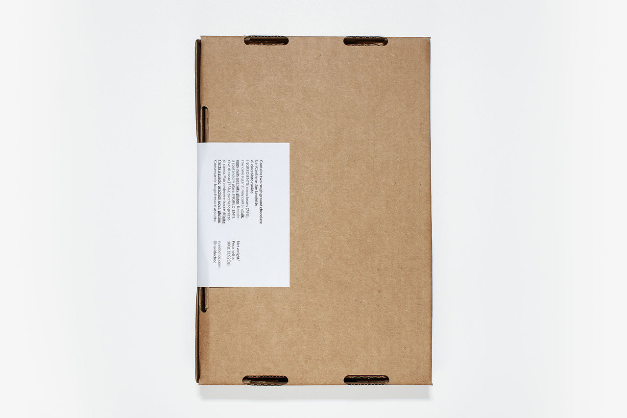 xmas box with two chocolate bars (S)